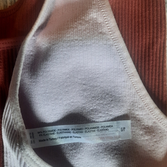 Urban Outfitters Halter Bundle - Picture 7 of 8